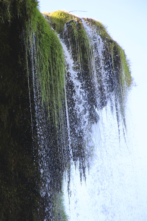 cascade4
