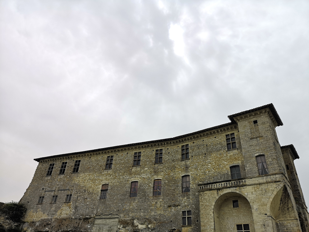 chateau lavardens