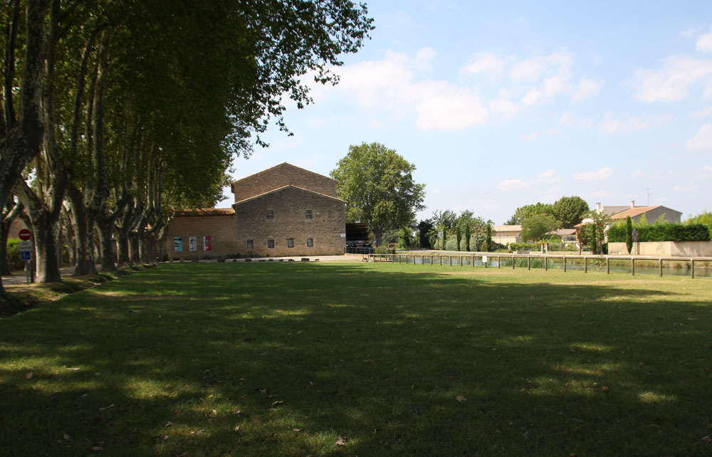 esplanade