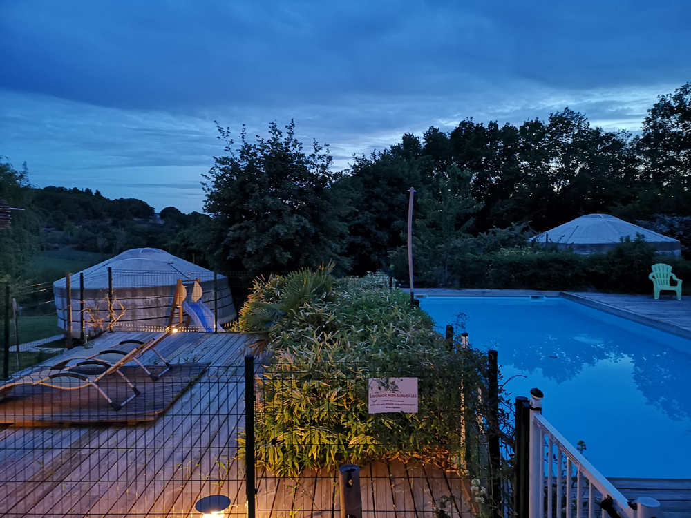 piscine nuit